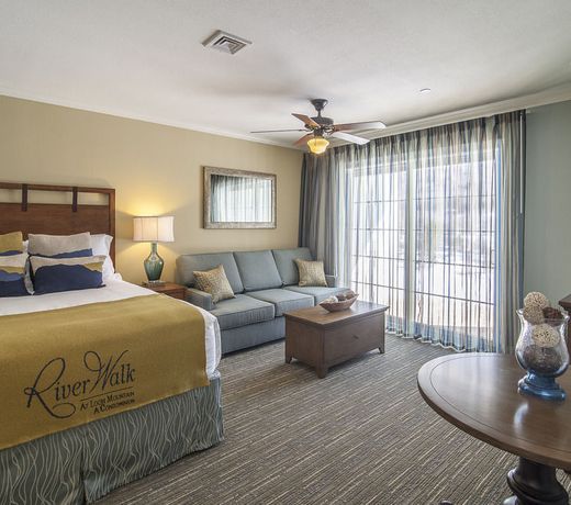 RiverWalk Resort at Loon Mountain