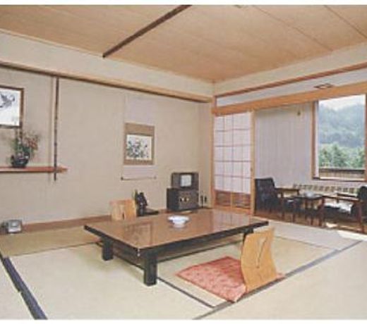 Suzurikawa Hotel