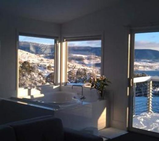 Jindabyne Guest House