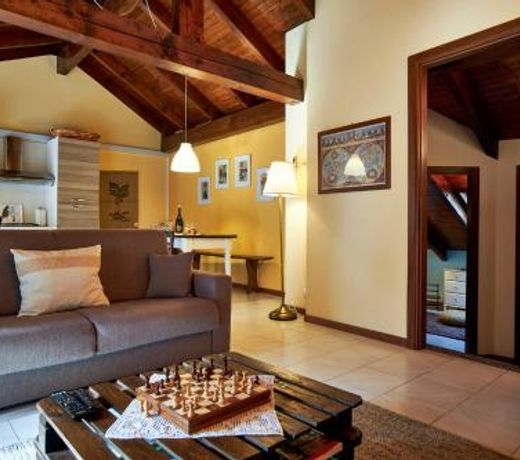 Bella Omegna Apartments