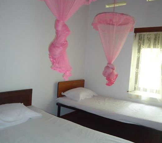 Jayalath Homestay and Apartments