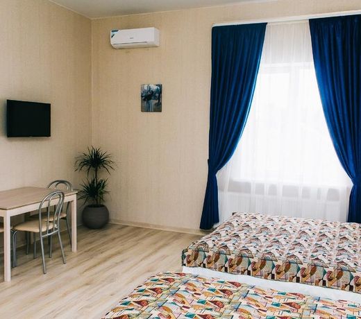 Small Hotel