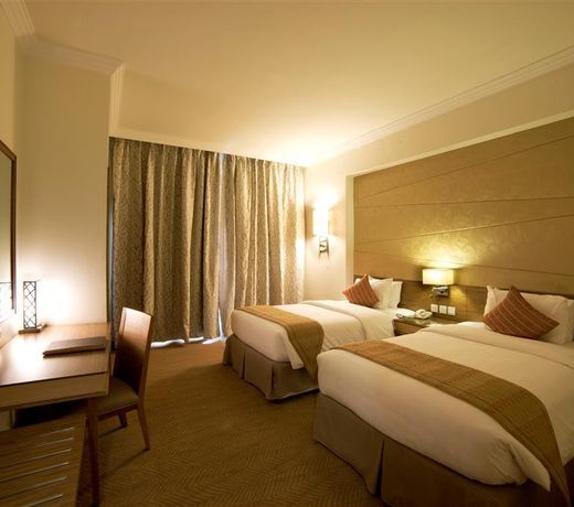 Golden Tulip Dammam Corniche Hotel