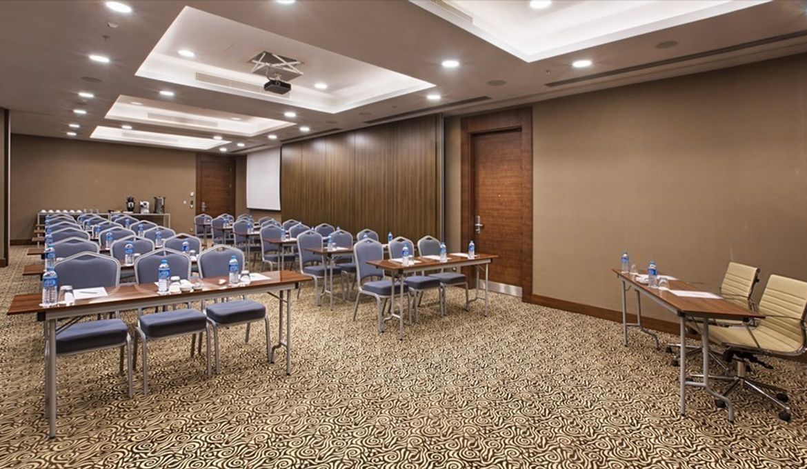 Dedeman Bostanci Istanbul Hotel & Convention Center