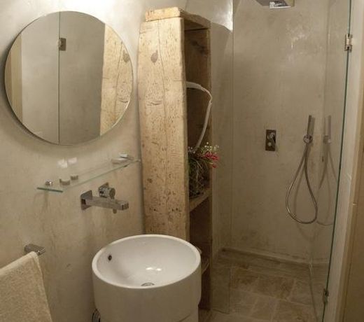 Mata Suite