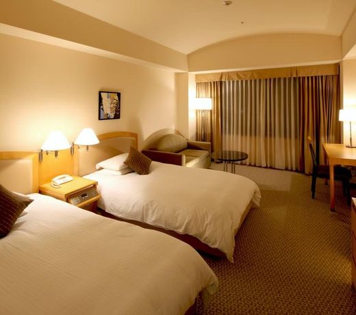 Royal Pines Hotel Urawa