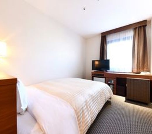 Vessel Inn Yachiyo Katsutadaiekimae