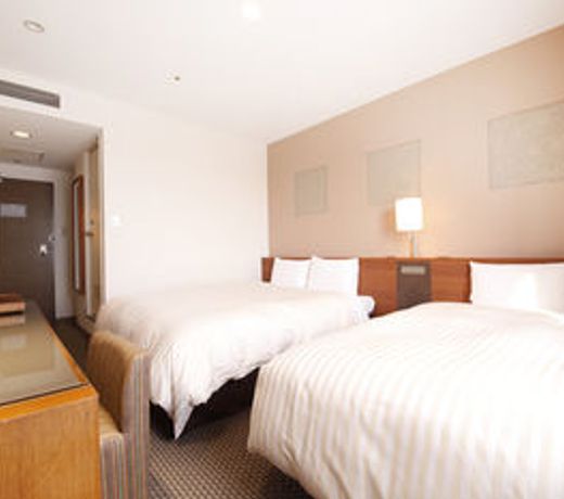 Vessel Inn Yachiyo Katsutadaiekimae