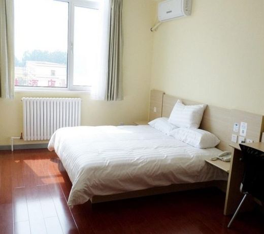 Hanting Hotel Qingdao Taidong Wanda Square