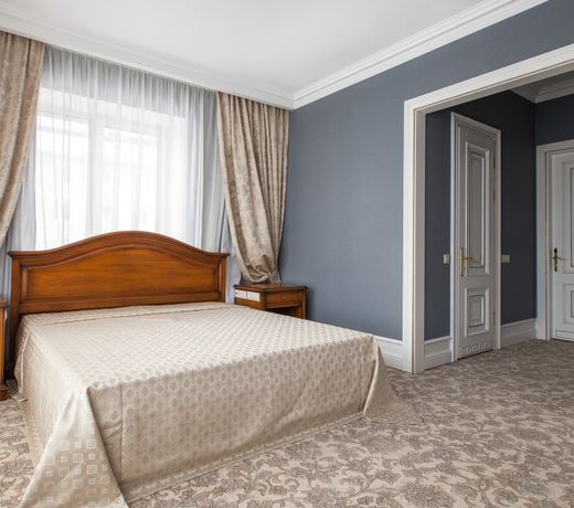 Business club hotel RAZUMOVSKY