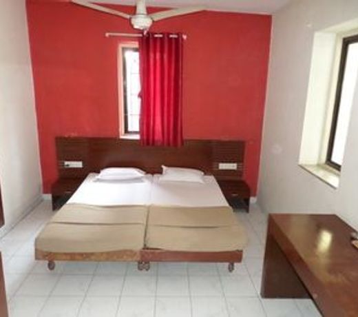 Hotel Ashok Deluxe