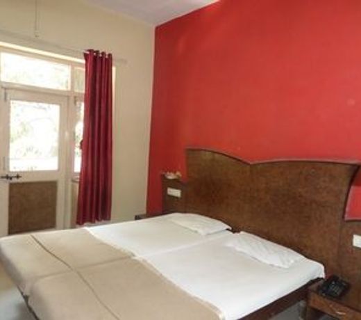 Hotel Ashok Deluxe