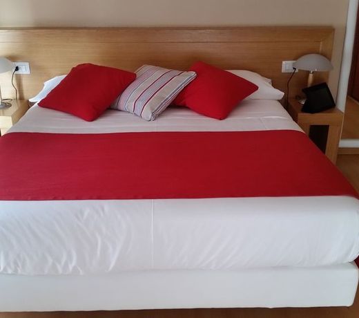 The Night Guest House