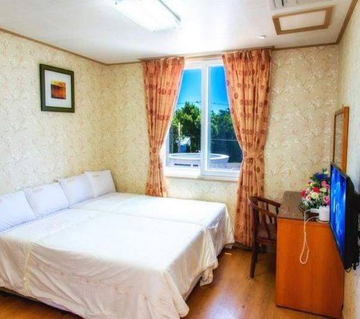 Jungmun Resort