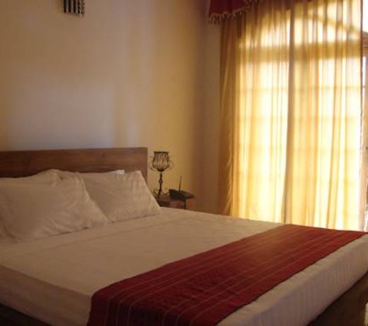 Kandyan Crown Hotel