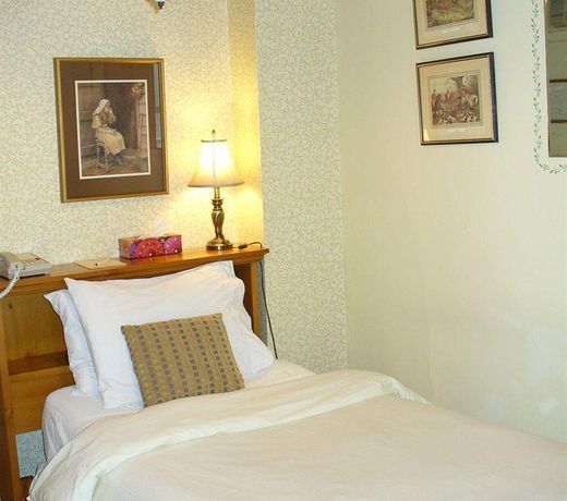 ALBERT HOUSE INN
