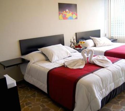 G y V Hotels