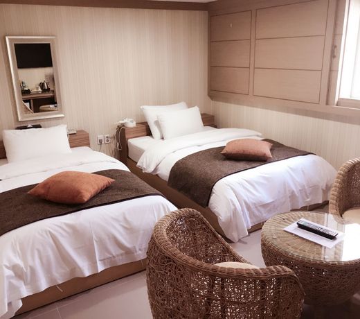 Suwon Orsay Business Hotel