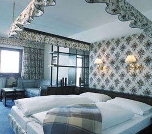 Hotel Goldener Berg