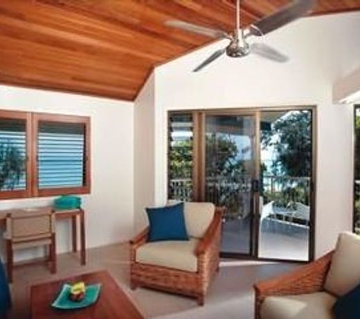 WILSON ISLAND RESORT