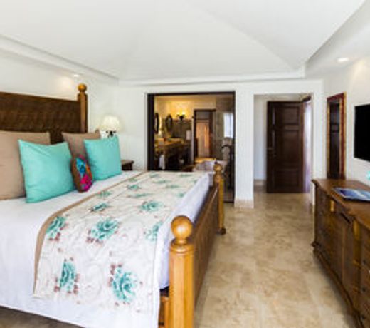 The Residences at Hacienda Encantada