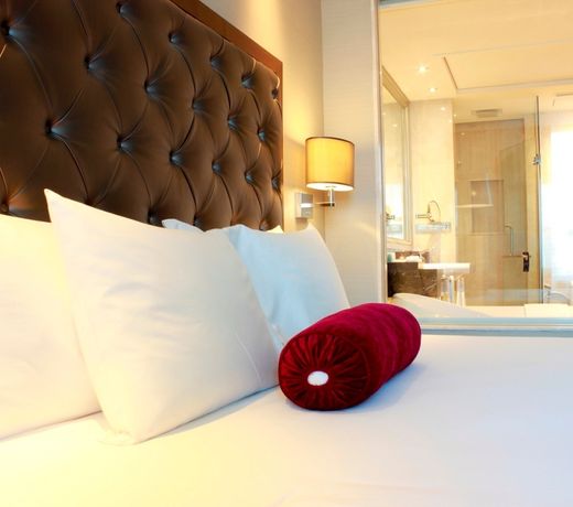 Radisson Blu Plaza Bangkok - SHA Extra Plus Certified