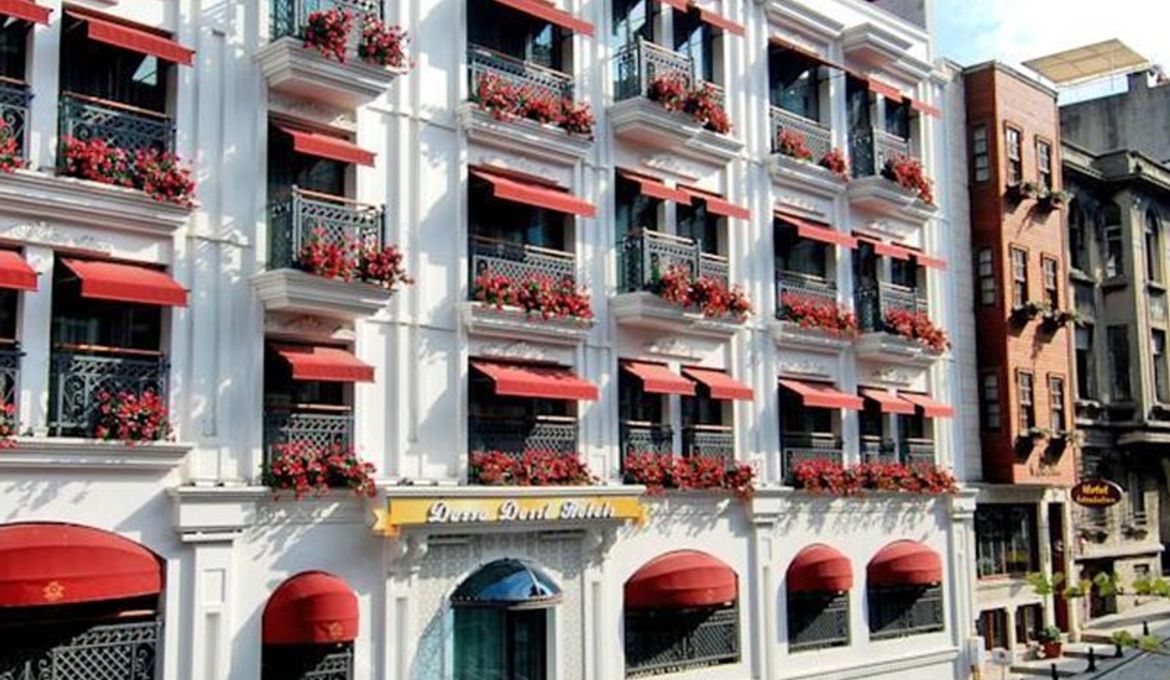Отель Dosso Dossi Oldcity