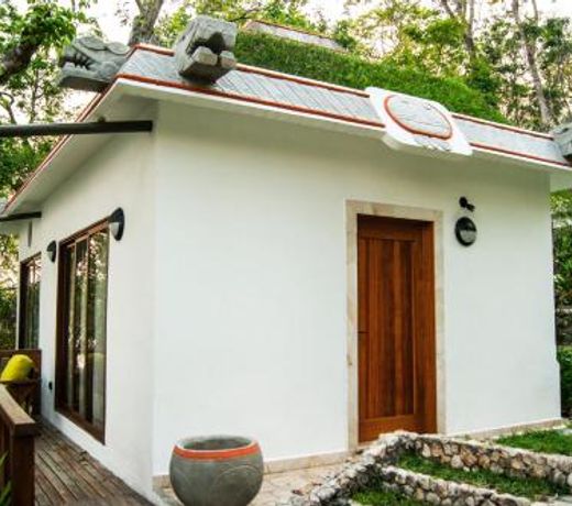 Bolontiku Hotel Boutique