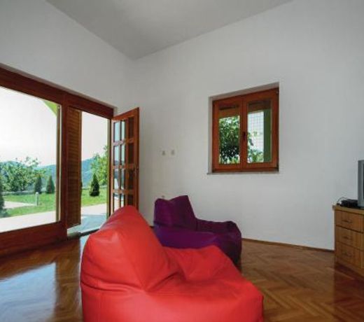 Holiday home Franecici II