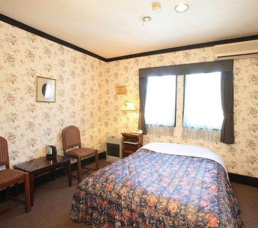 Petit Hotel & Restaurant Old Age