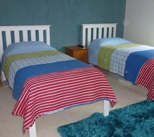 ALI'S COUNTRY HOUSE BED & BREAKFAST