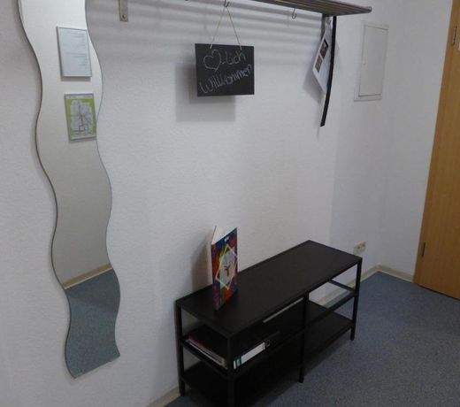 Ferienwohnung Friedrich Schiller, 2 Schlafzimmer, Balkon,kostenloses WiFi, nÃ¤he Zentrum,