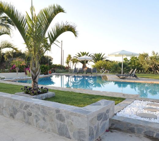 Family-Friendly Large Villa Anna with Pool & Childrens Area!