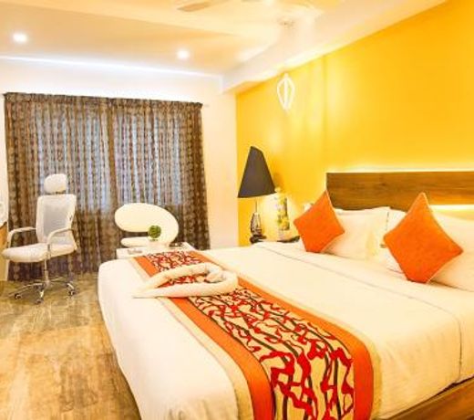 Hotel Chenthur Park