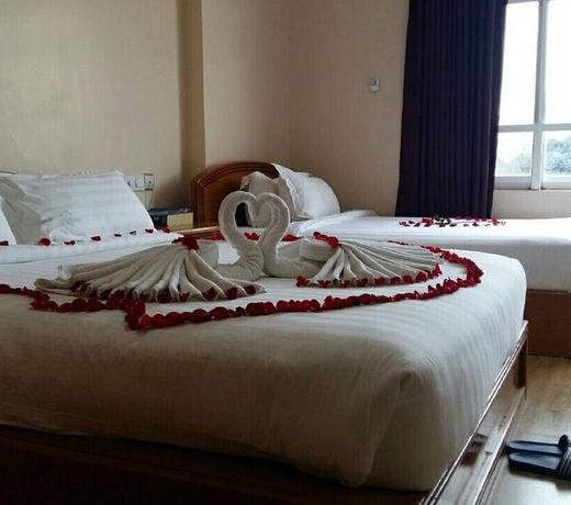 Gold Mount Hotel