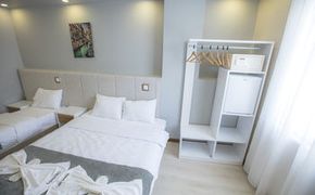 Express İnci Hotel