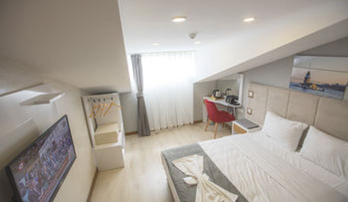 Express Inci Airport Hotel
