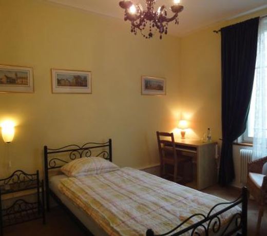 3 Camere