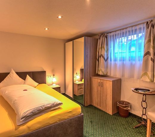 Pension Walserheim