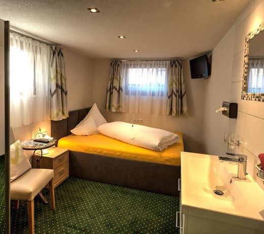 Pension Walserheim