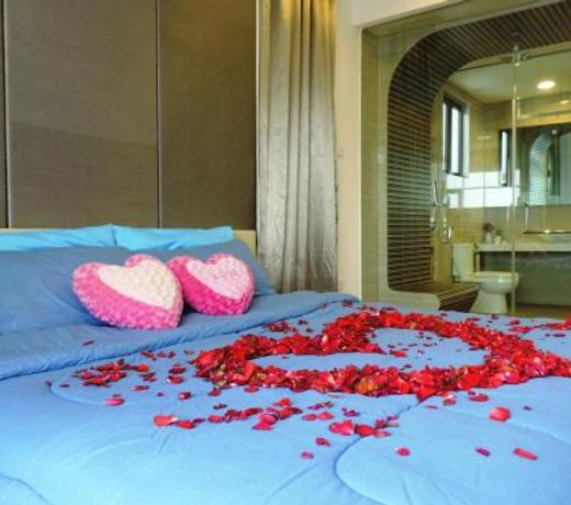 Eve Suite