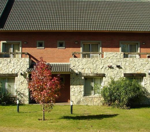 Valeria House Rental Suites