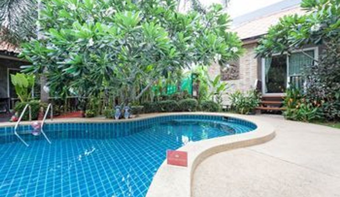 ZEN Rooms Soi Baan Khun Penn