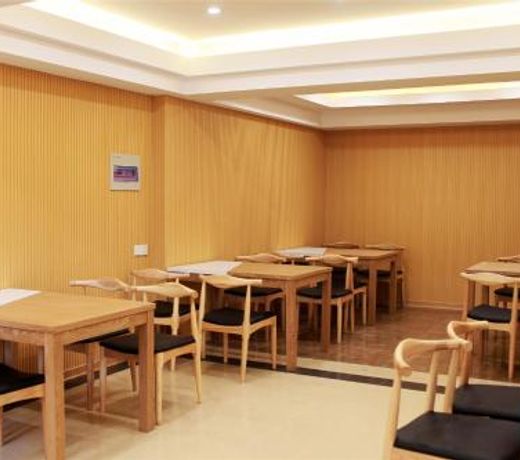GreenTree Inn AnHui WuHu WuWei ChaoWu XiMen Express Hotel