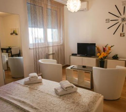 Maja Apartment
