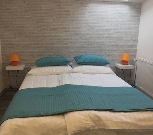 Isabella Rooms