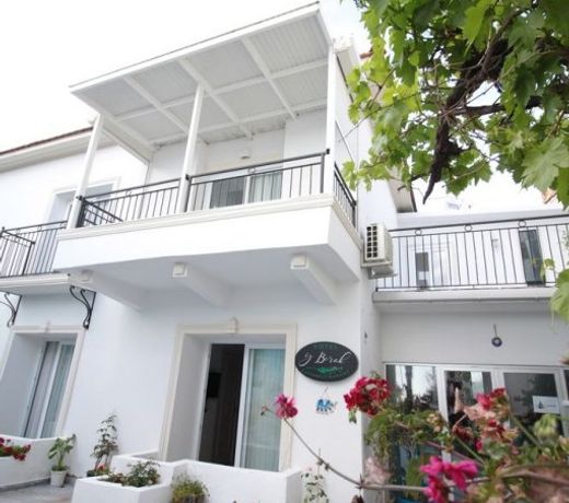 Double Inn Marina Hotel