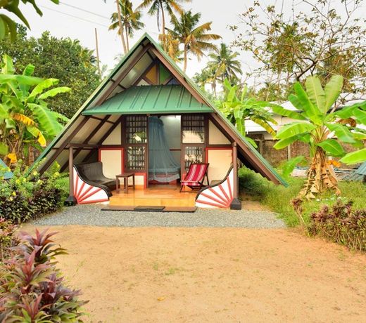 Kadaloram Beach Resort