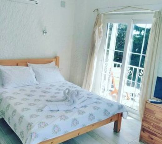 Chakra Boutique Hotel