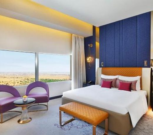 AlRayyan Hotel Doha, Curio Collection by Hilton